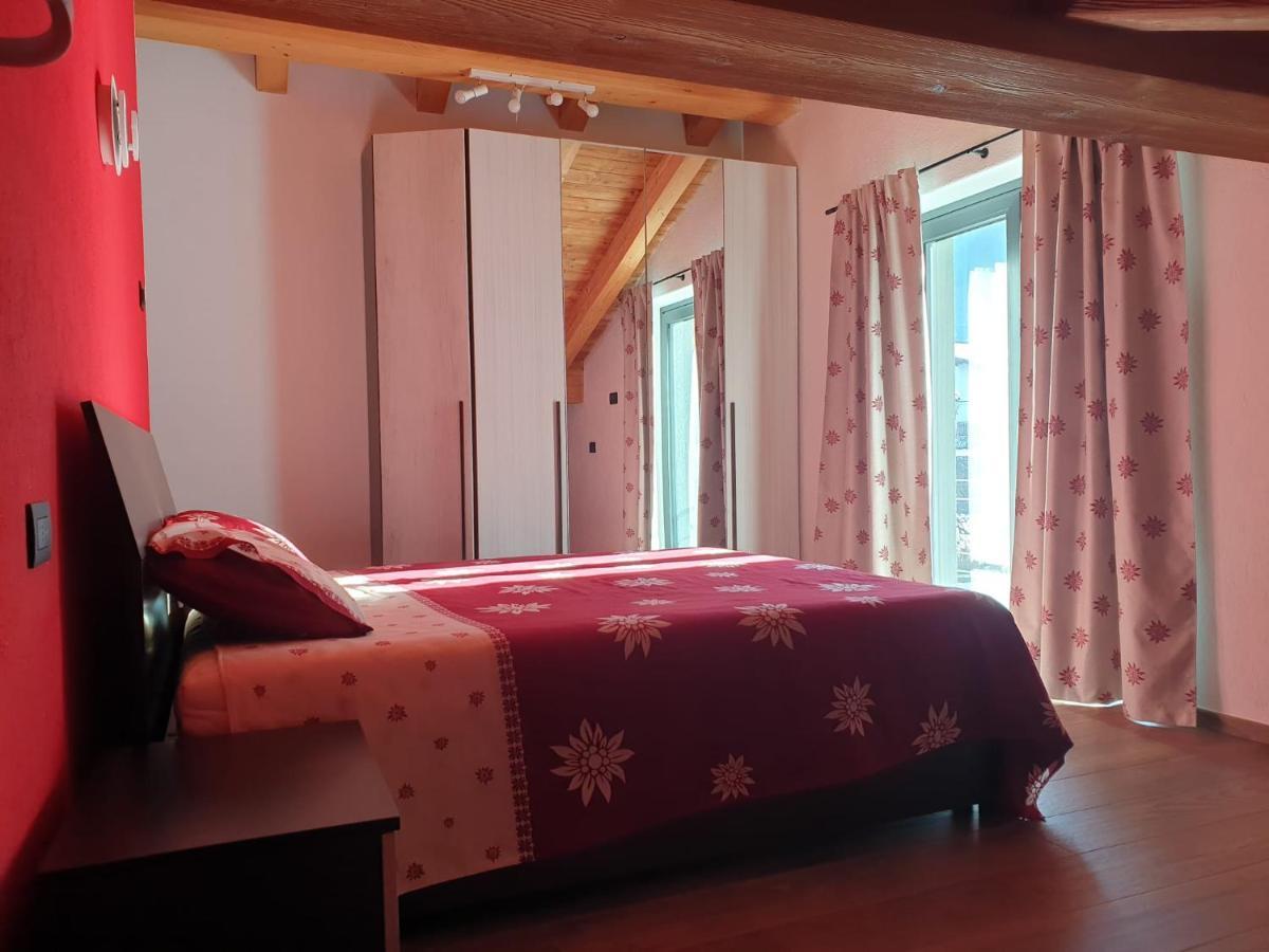 Casa Vacanza Lo Nano Fénis Zewnętrze zdjęcie